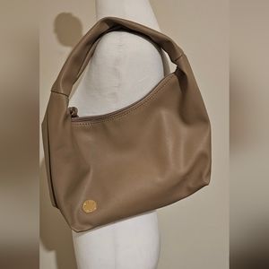 Tan Kendall and Kylie Shoulder purse.